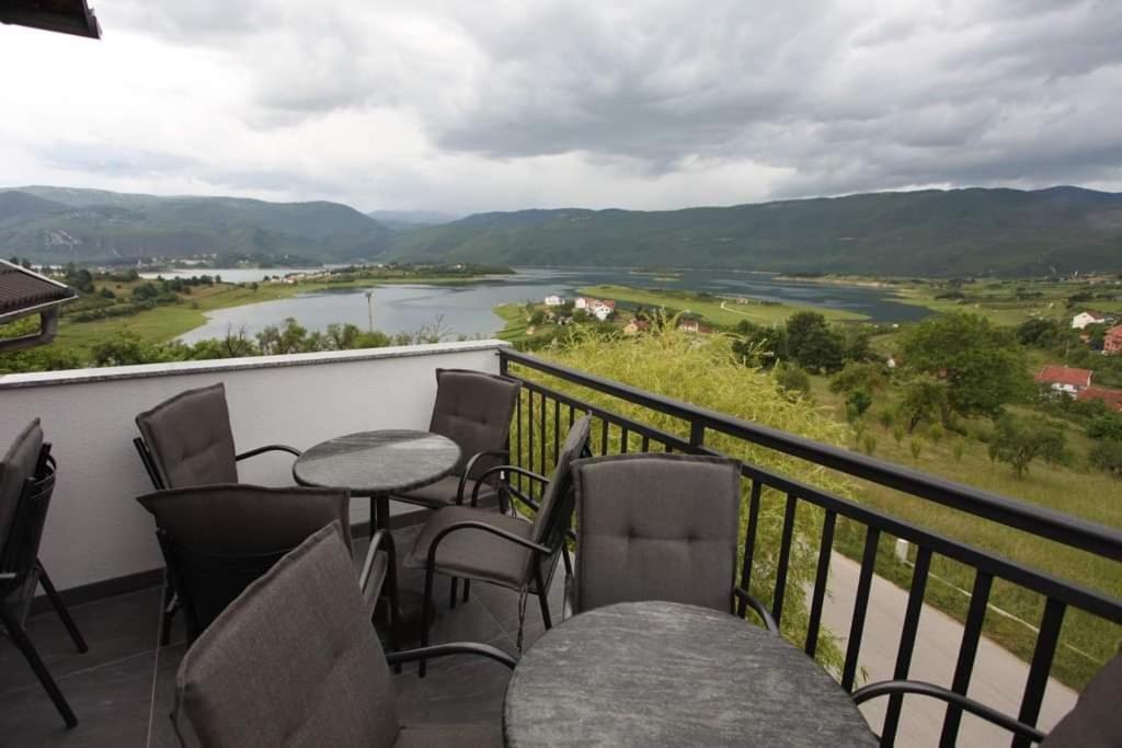 Apartmani Venecia Prozor Екстер'єр фото