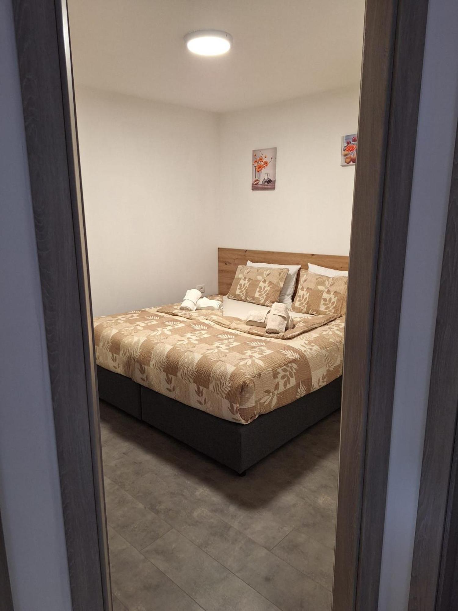 Apartmani Venecia Prozor Екстер'єр фото