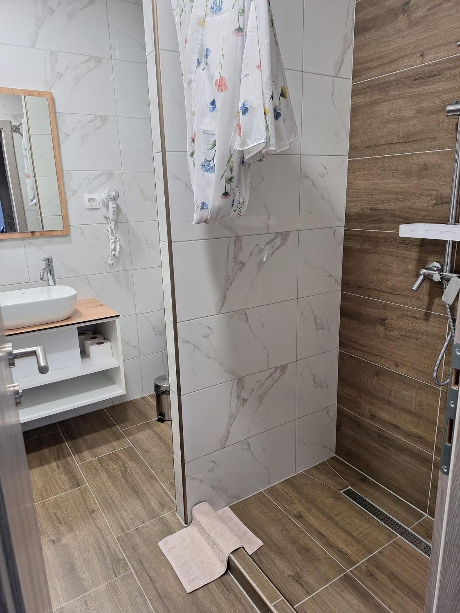Apartmani Venecia Prozor Екстер'єр фото